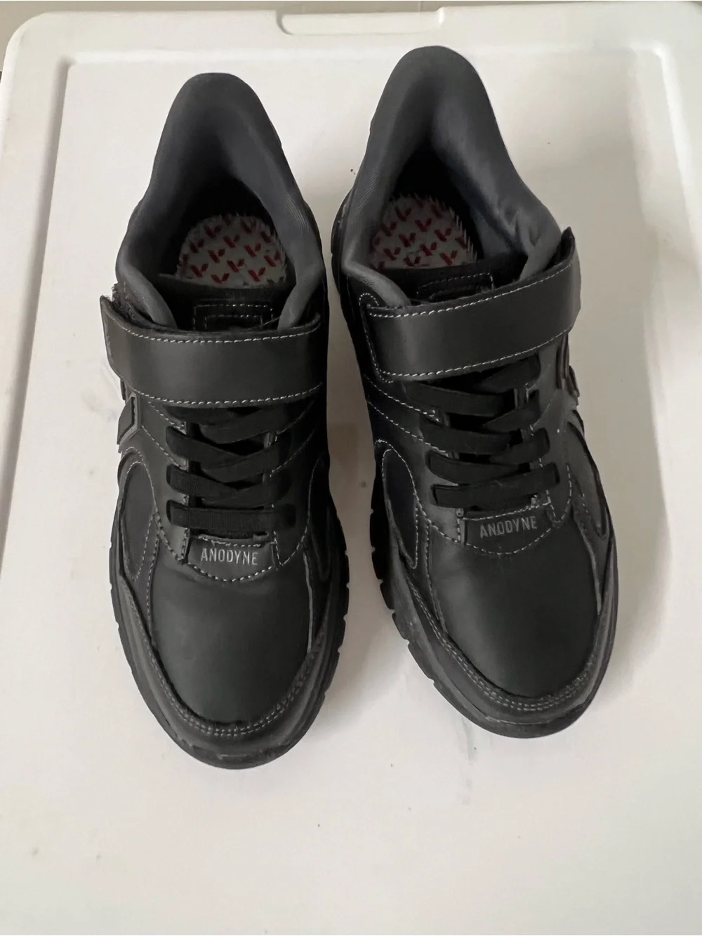 Anodyne No. 31 Orthopedic Work/Walking shoes (no insoles- great for orthotics